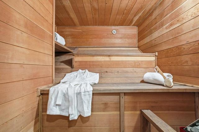 27769 Edgerton Road, Los Altos Hills, CA 94022