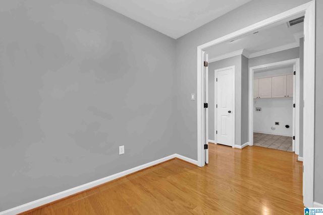 1021 ASHWOOD DRIVE, Birmingham, AL 35216