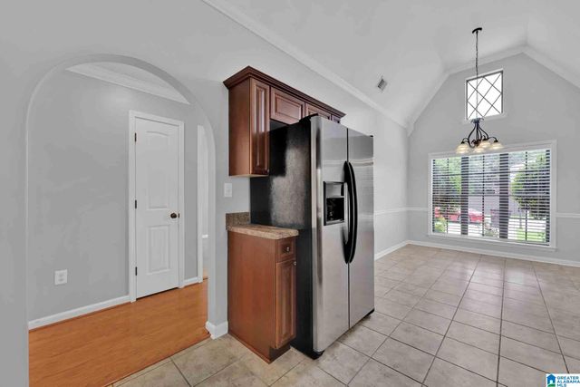 1021 ASHWOOD DRIVE, Birmingham, AL 35216