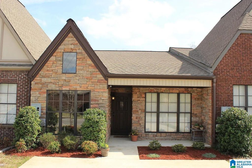 1021 ASHWOOD DRIVE, Birmingham, AL 35216