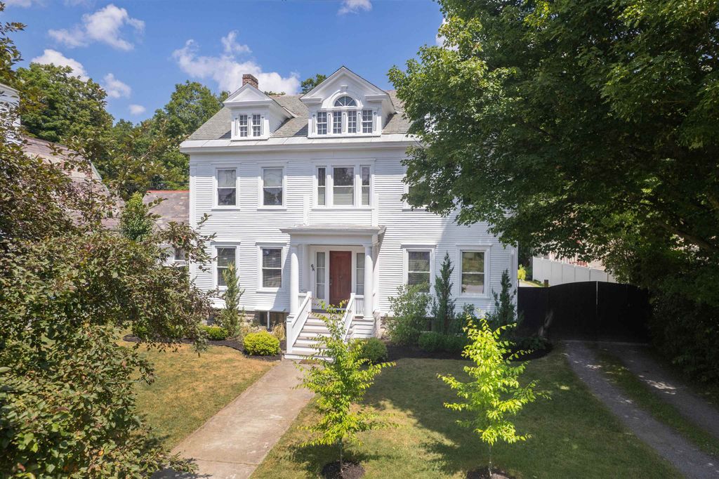 68 Church Street, Poultney, VT 05764