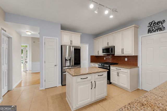 2057 Devonhurst Drive, Powder Springs, GA 30127