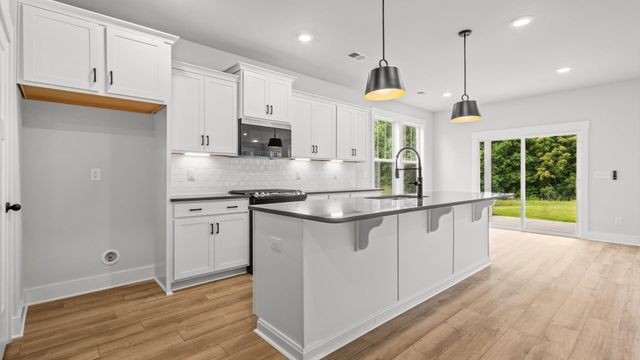 4017 Gaskill Dr, Smyrna, TN 37167