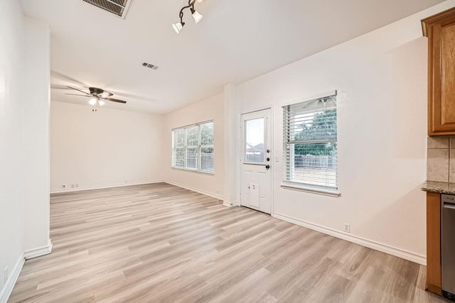20840 Silverbell LN, Pflugerville, TX 78660