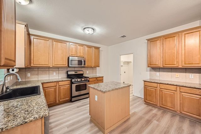 20840 Silverbell LN, Pflugerville, TX 78660