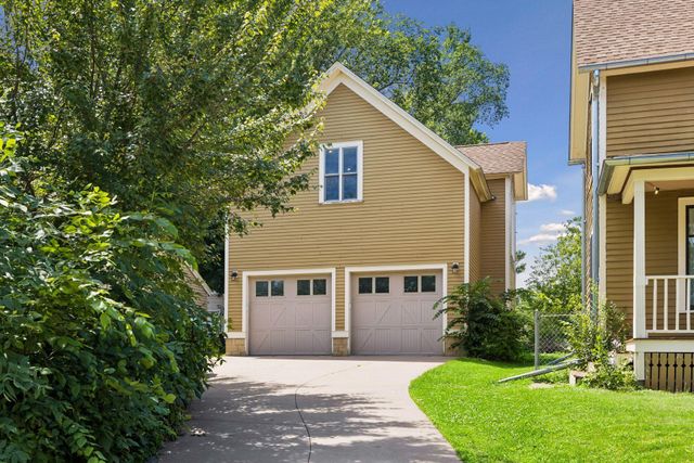 1004 6th Street S, Stillwater, MN 55082