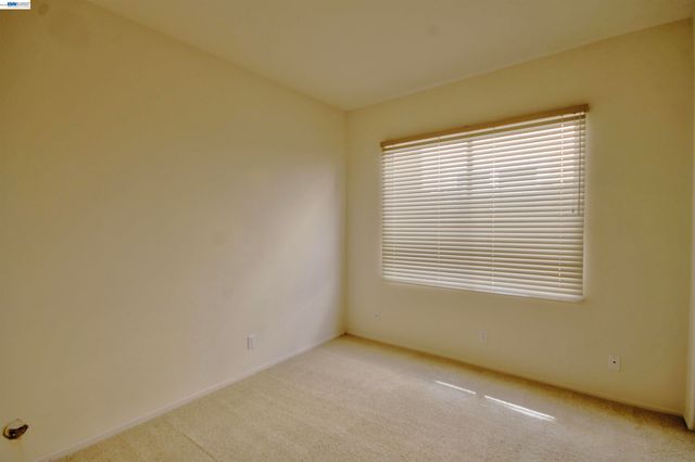 45315 Camino Monzon, Temecula, CA 92592