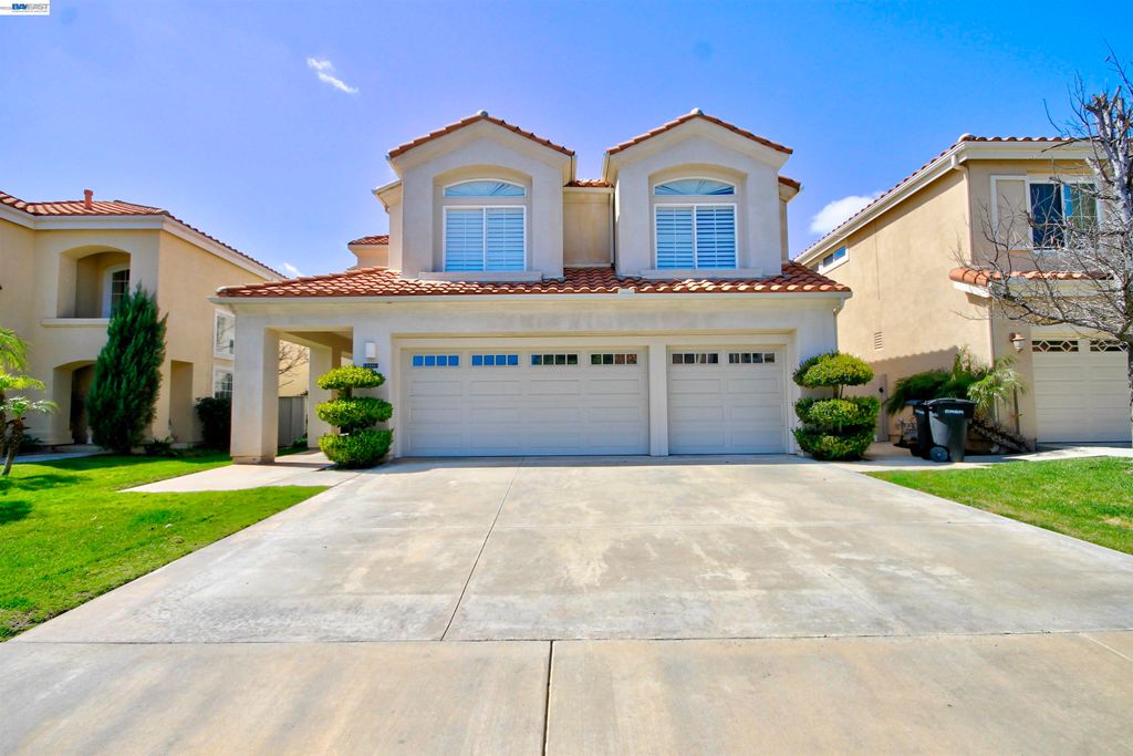 45315 Camino Monzon, Temecula, CA 92592