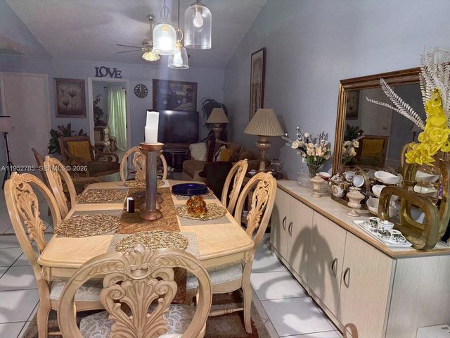 12353 Westhampton Cir, Wellington, FL 33414