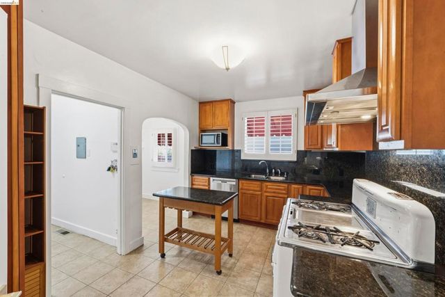 1508 78th Avenue, Oakland, CA 94621