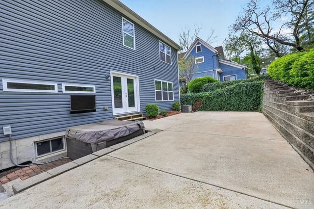 4940 Bouton Street, Cincinnati, OH 45208