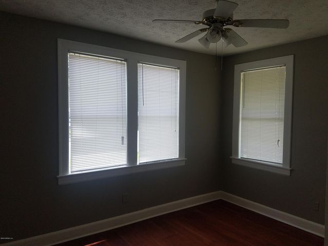 205 E 44TH Street, Jacksonville, FL 32208