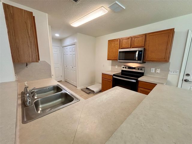 13764 Bighorn Trail, Willis, TX 77378