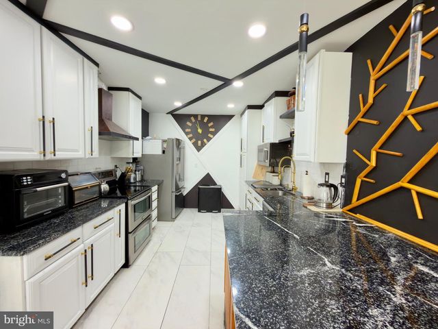 16720 LONGDRAFT RD, Gaithersburg, MD 20878