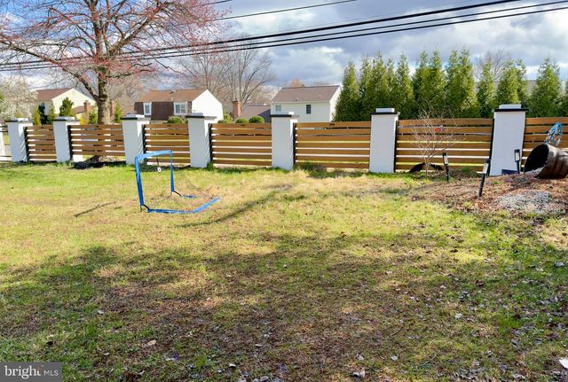 16720 LONGDRAFT RD, Gaithersburg, MD 20878