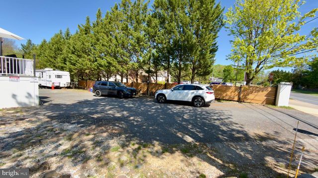 16720 LONGDRAFT RD, Gaithersburg, MD 20878
