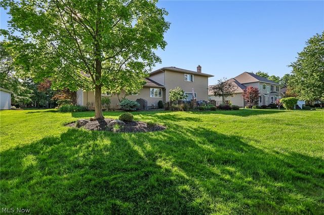 691 Davidson Drive, Highland Heights, OH 44143