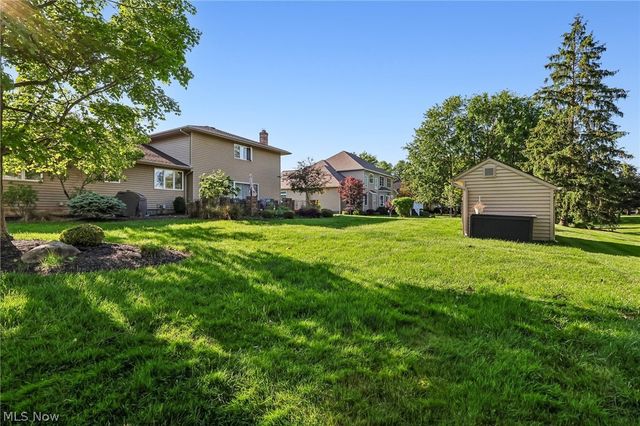 691 Davidson Drive, Highland Heights, OH 44143