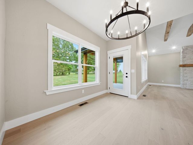 5300 N Seacrest Drive, Ozark, MO 65721