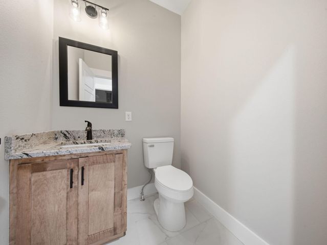 5300 N Seacrest Drive, Ozark, MO 65721