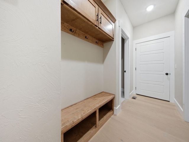 5300 N Seacrest Drive, Ozark, MO 65721