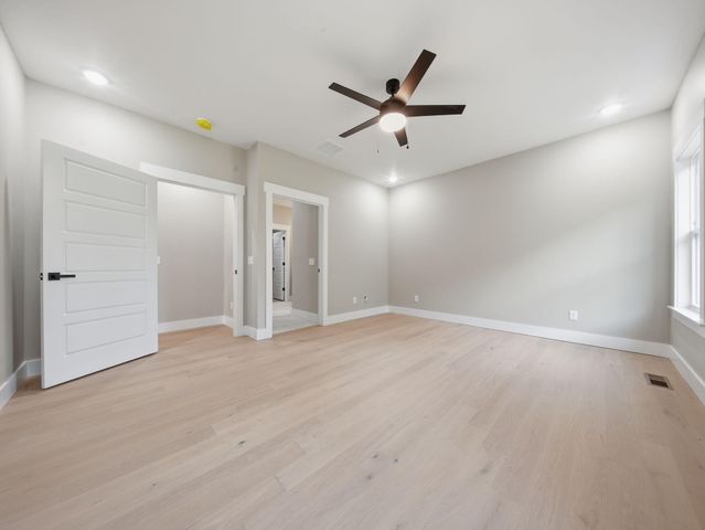 5300 N Seacrest Drive, Ozark, MO 65721