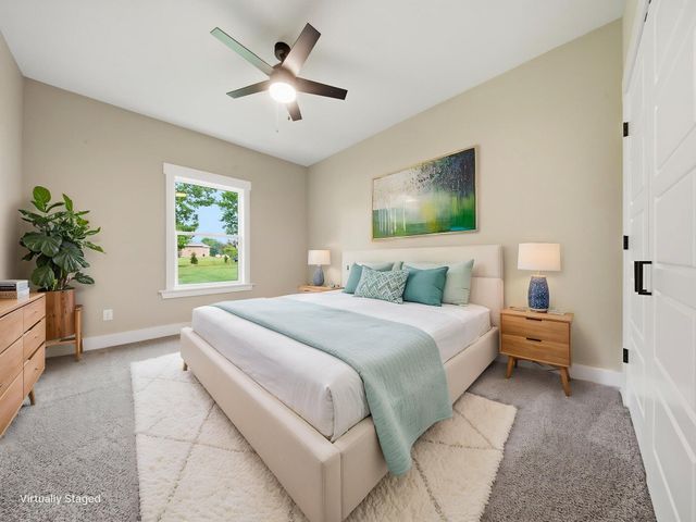 5300 N Seacrest Drive, Ozark, MO 65721