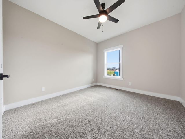 5300 N Seacrest Drive, Ozark, MO 65721