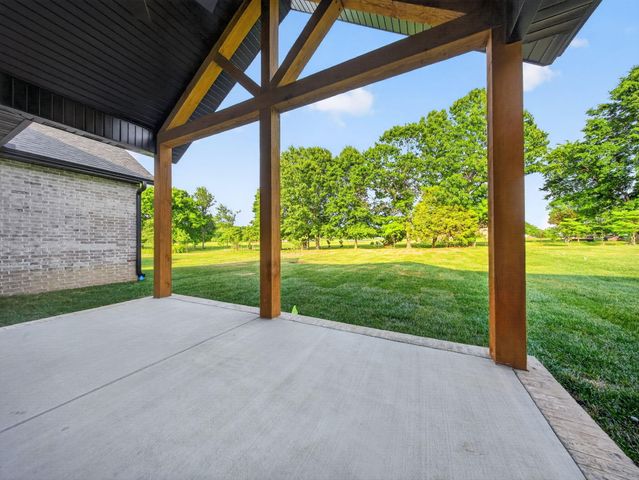 5300 N Seacrest Drive, Ozark, MO 65721