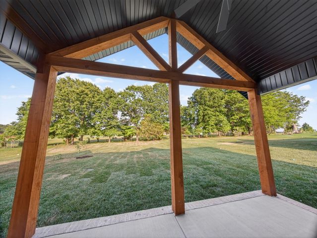 5300 N Seacrest Drive, Ozark, MO 65721