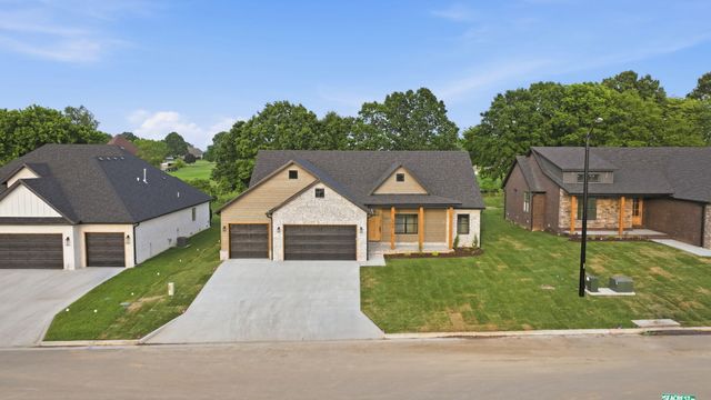 5300 N Seacrest Drive, Ozark, MO 65721
