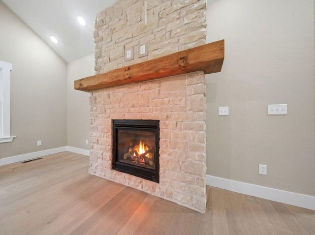 5300 N Seacrest Drive, Ozark, MO 65721