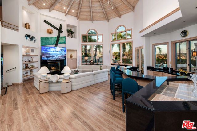 13023 Aguamarina, San Diego, CA 92128