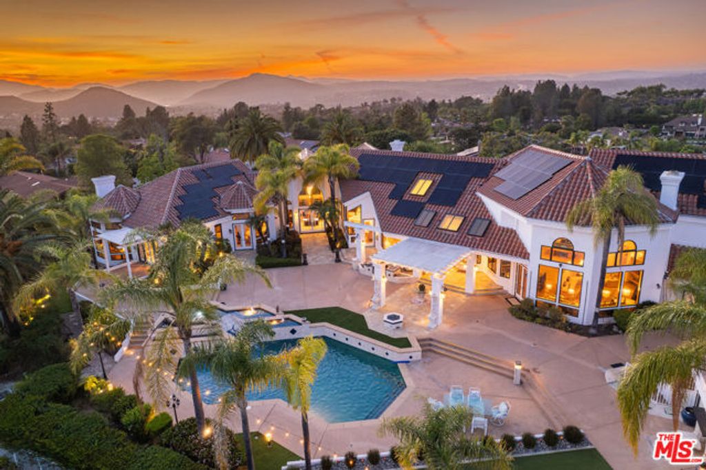 13023 Aguamarina, San Diego, CA 92128