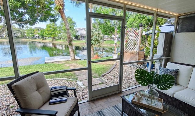 4874 N Hemingway Circle, Margate, FL 33063