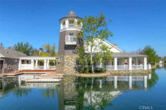 23361 Pike, Valencia, CA 91355