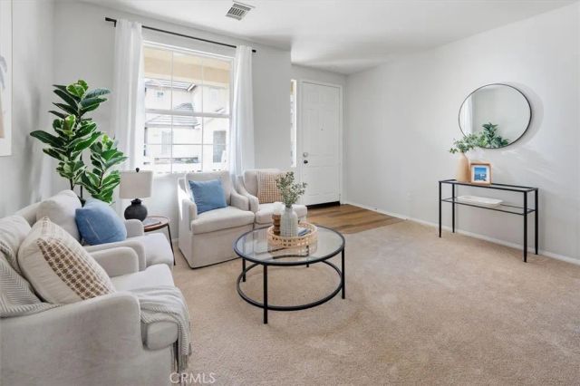 23361 Pike, Valencia, CA 91355