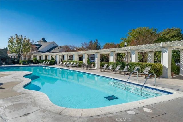 23361 Pike, Valencia, CA 91355