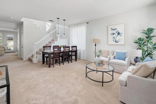 23361 Pike, Valencia, CA 91355