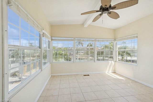 12 Nancy LN, Fort Myers Beach, FL 33931