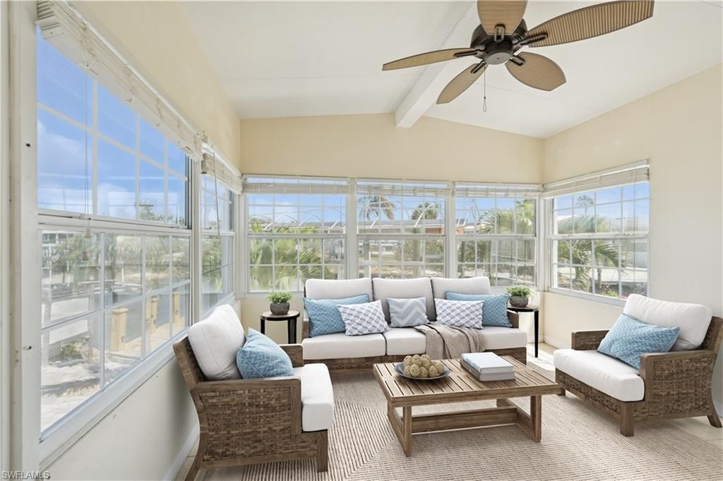 12 Nancy LN, Fort Myers Beach, FL 33931