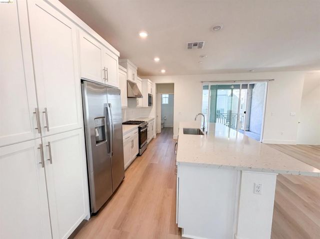 9034 Rudder Way, Newark, CA 94560