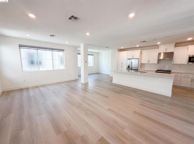 9034 Rudder Way, Newark, CA 94560