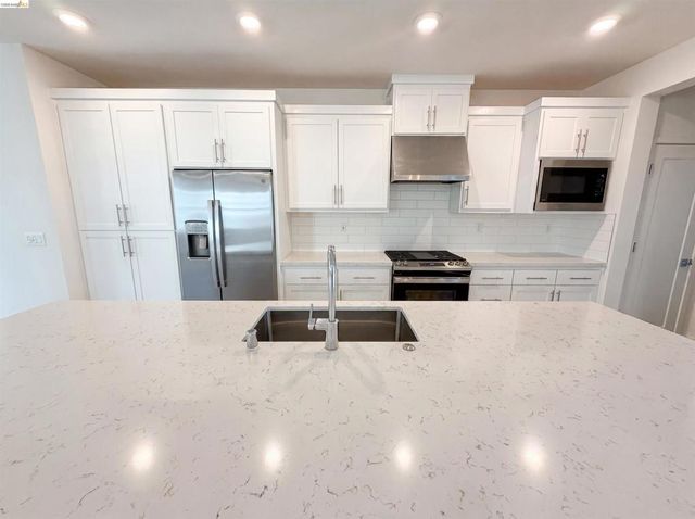 9034 Rudder Way, Newark, CA 94560
