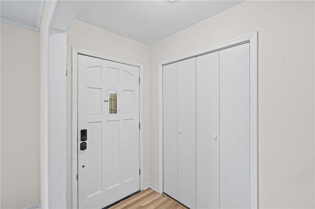 3728 BIRCHWOOD Drive, Kansas City, MO 64137