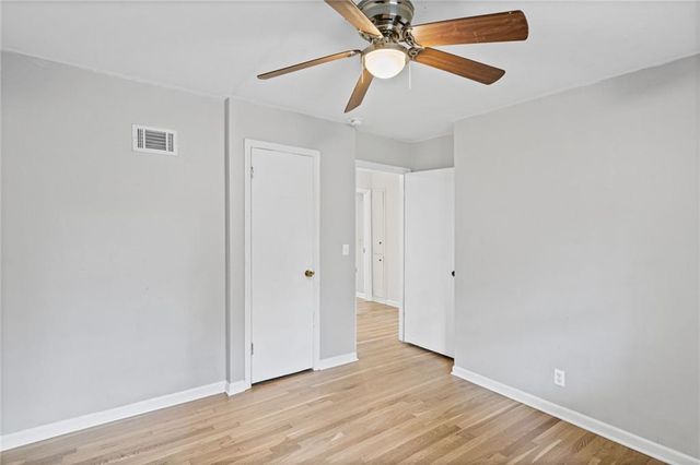 3728 BIRCHWOOD Drive, Kansas City, MO 64137