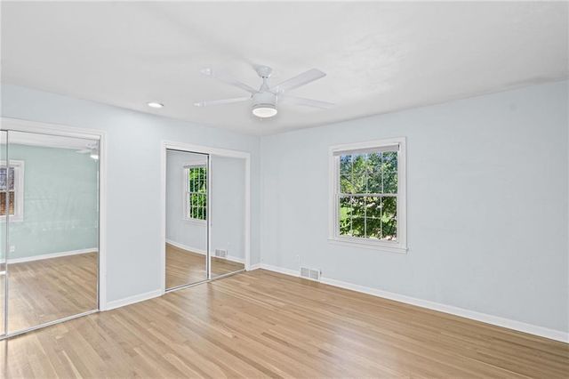 3728 BIRCHWOOD Drive, Kansas City, MO 64137