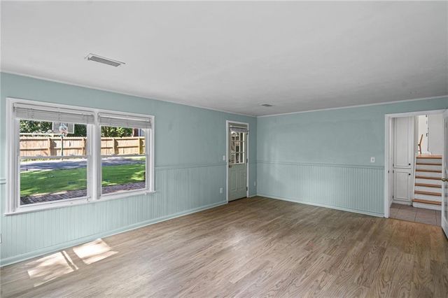 3728 BIRCHWOOD Drive, Kansas City, MO 64137