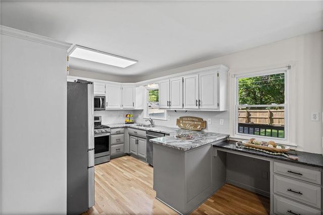 3728 BIRCHWOOD Drive, Kansas City, MO 64137