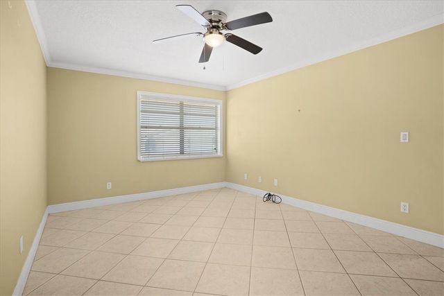 1845 Robalo Drive 201D, Vero Beach, FL 32960